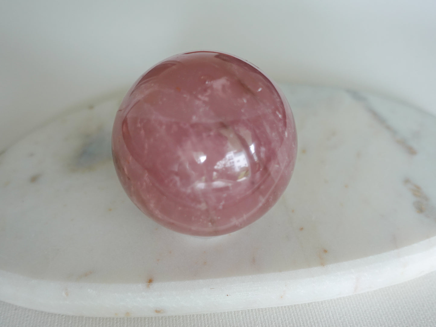 Rosenquarz Kugel - 60 mm