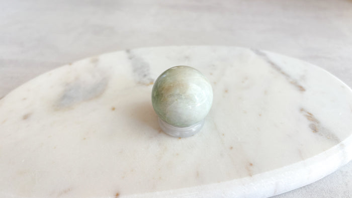 Grüner Mondstein (Garnierit) Kugel - verschiedene Größen